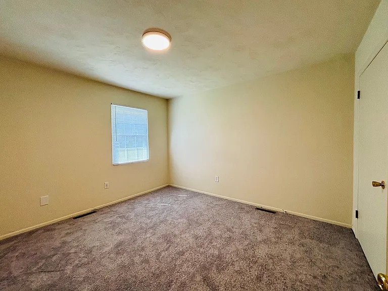 341 New Kent Rd — Photo 7