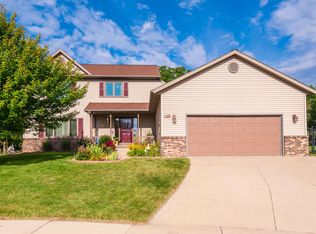 635 Cortland Ln SW, Rochester, MN 55902