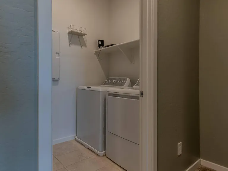 1111 W Diamondback Dr — Photo 14
