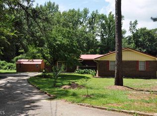 497 Valleyview Dr, Winder, GA 30680