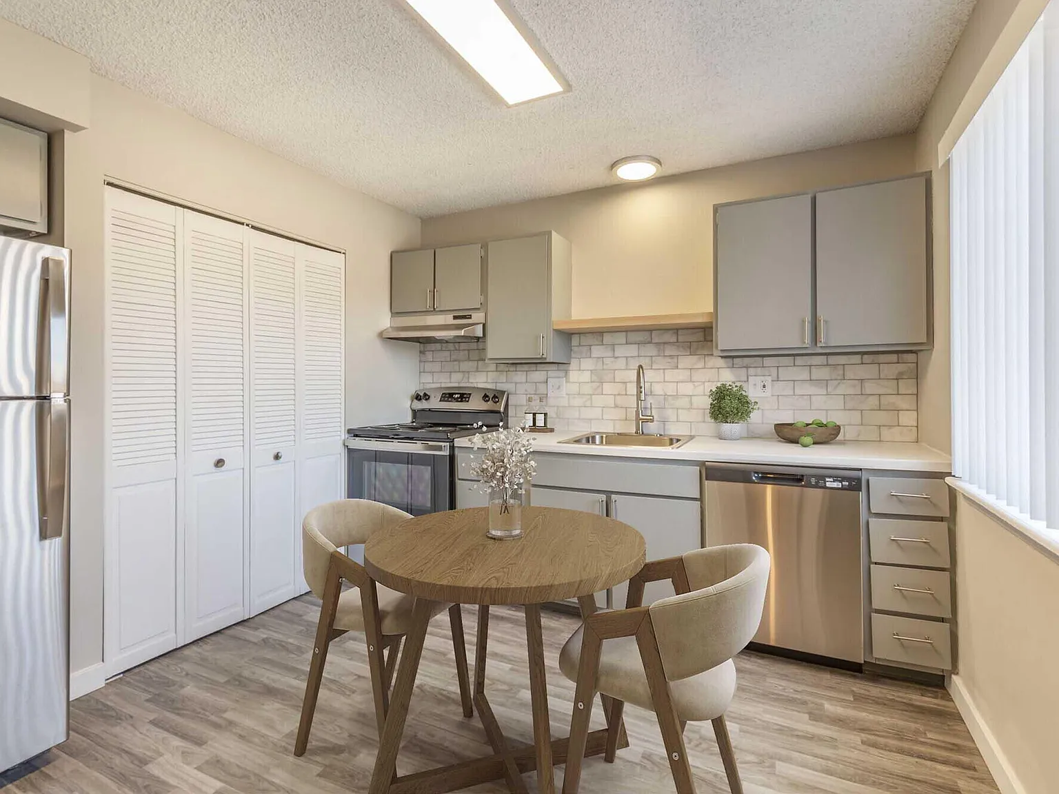 Overlook Townhomes — Photo 3