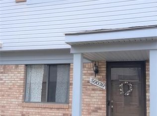 50030 S Benny Ct, Chesterfield, MI 48047
