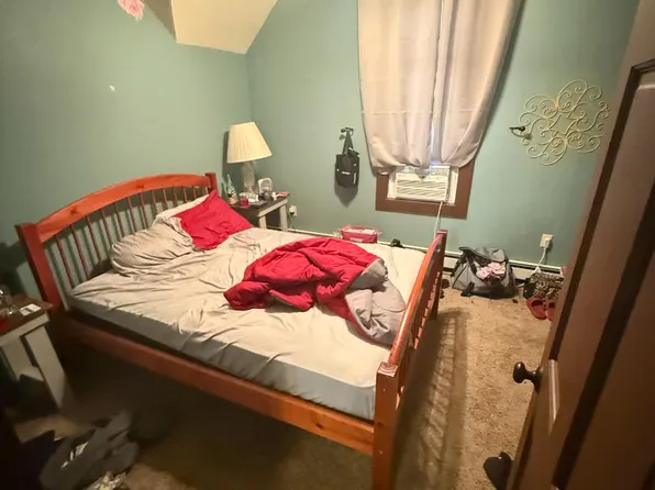 600 9th Ave #1/2, Menominee, MI 49858