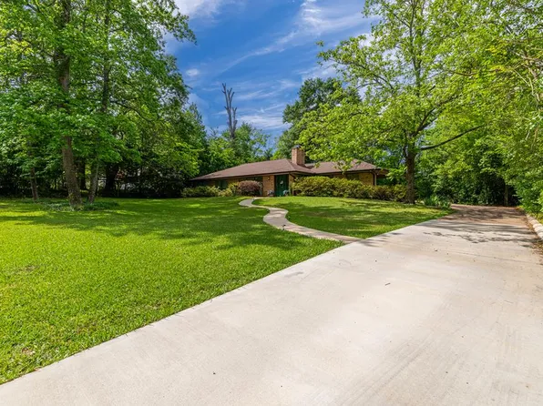 303 E Parker Rd, Nacogdoches, TX 75965