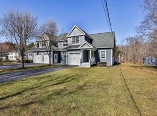 129 Lincoln St #B, Hudson, MA 01749