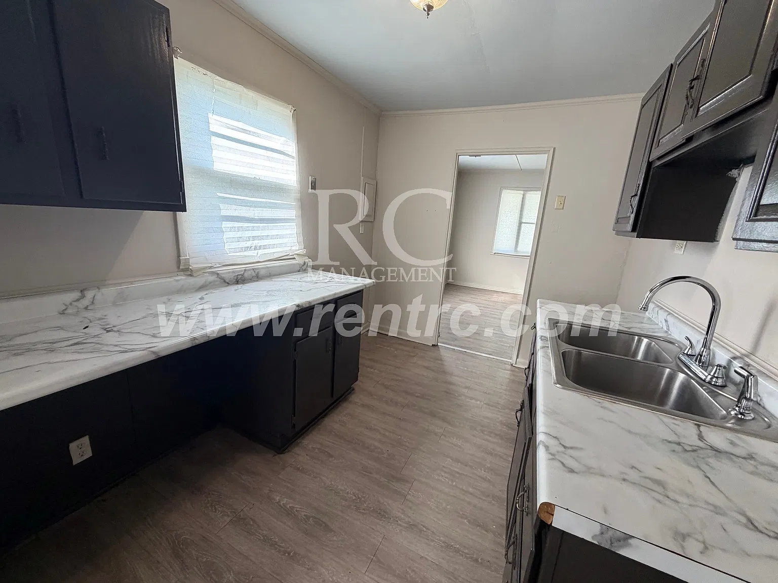 3 bed, 1176 sqft, $975 — Photo 3