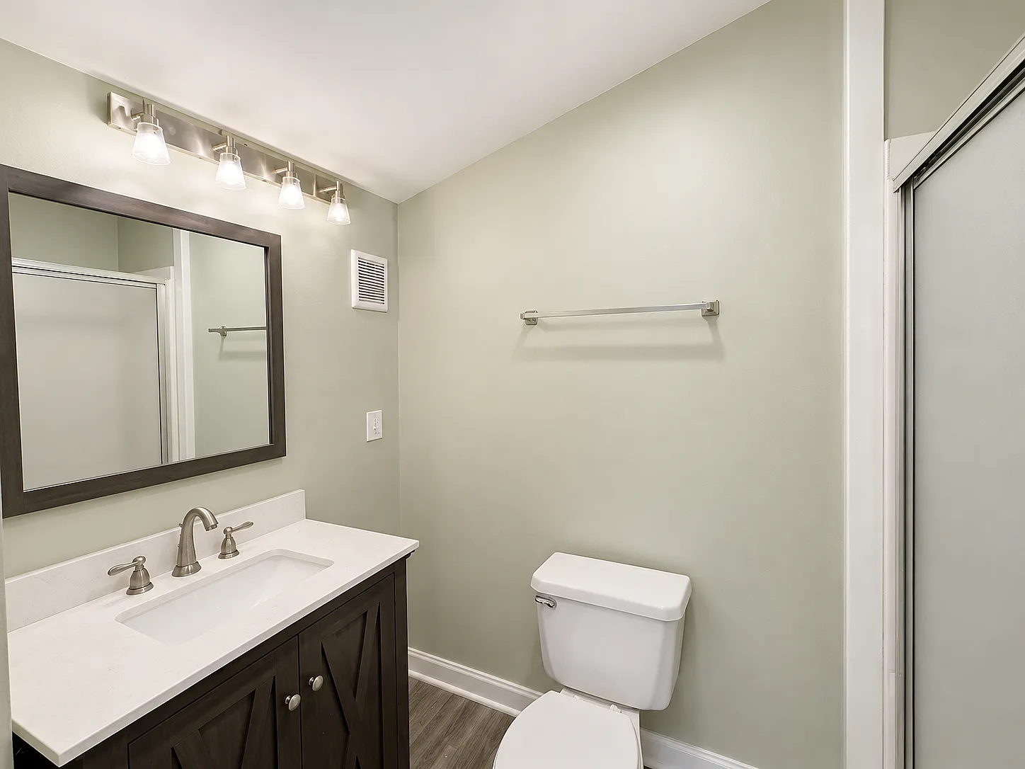 1 bed, 725 sqft, $1,075 — Photo 4