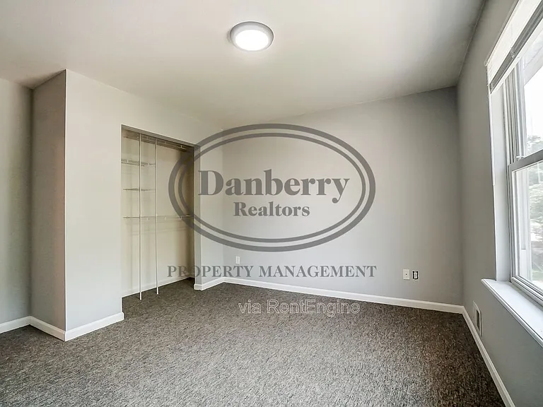 3704 Willow Run Dr — Photo 18