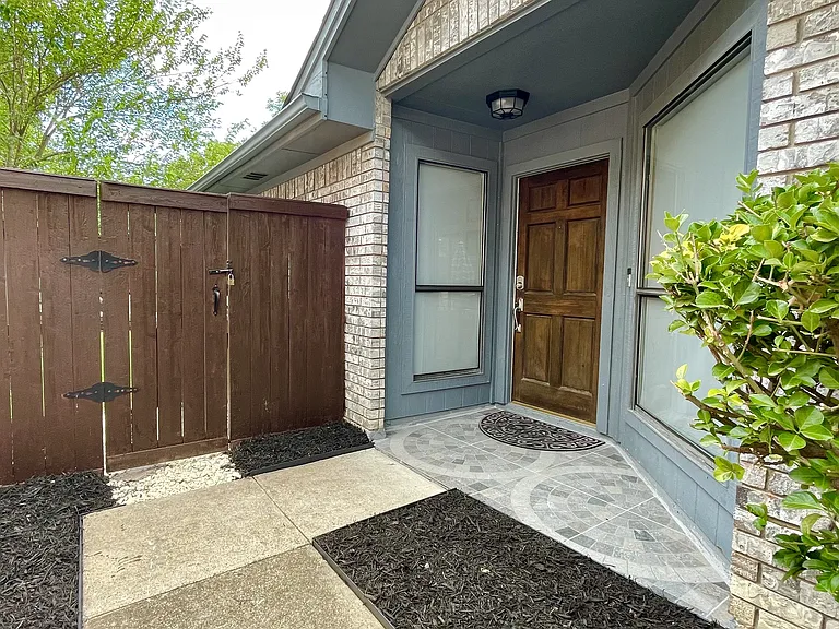 3808 Beaumont Ln — Photo 36