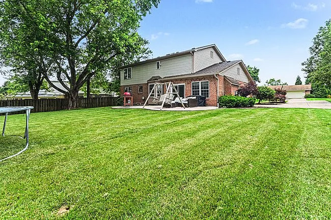 8656 Birchbark Dr — Photo 23
