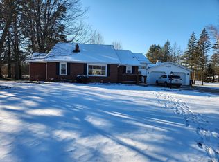 7126 Linden Rd, Swartz Creek, MI 48473