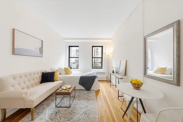 Sold by Compass | media 9