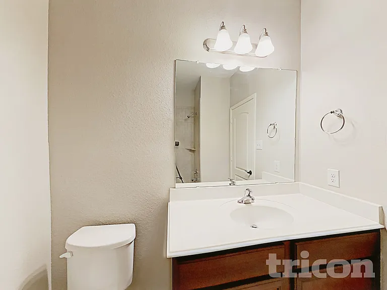 2312 Redbud Dr — Photo 17