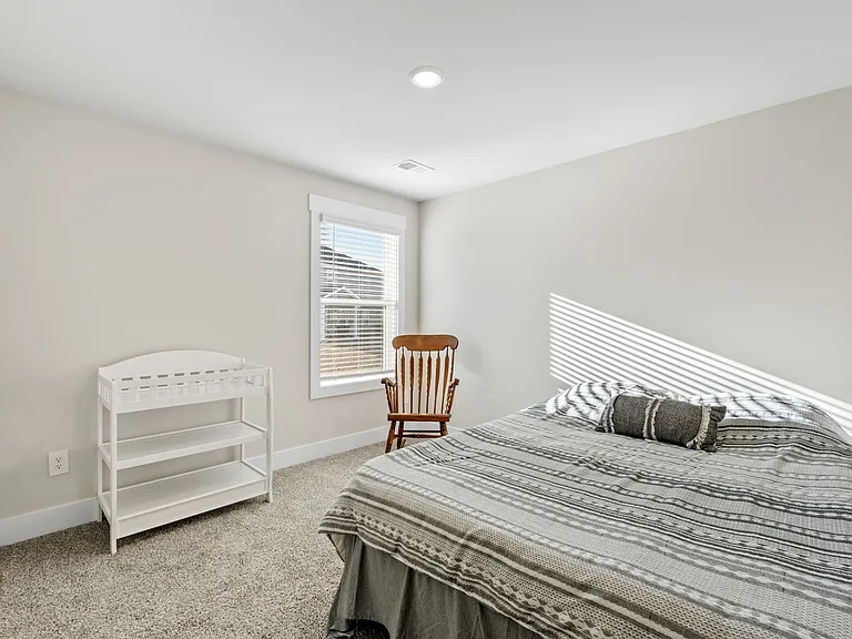 505 Silverado Ave — Photo 14