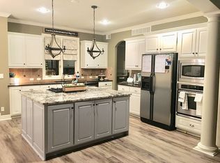 14824 Birch St, Leawood, KS 66224