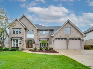 160 N Oak Mill St, Addison, IL 60101