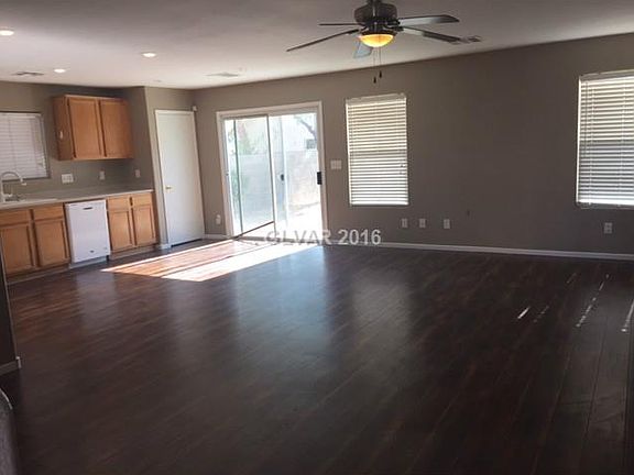 3rd image of 9522 Grand Fir Ct #0