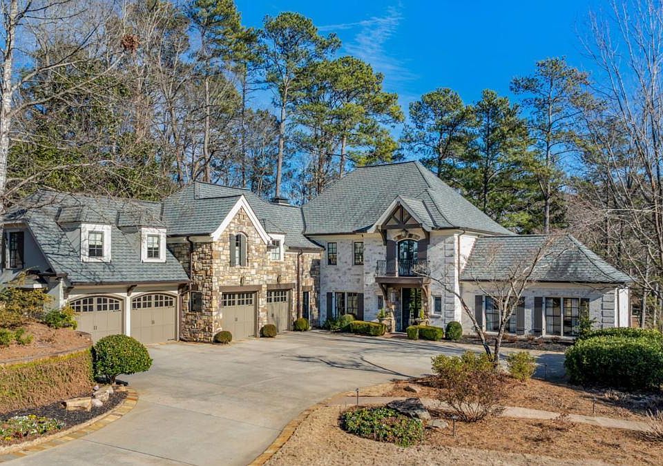 1st image of 571 Glen Eagles Cir SE