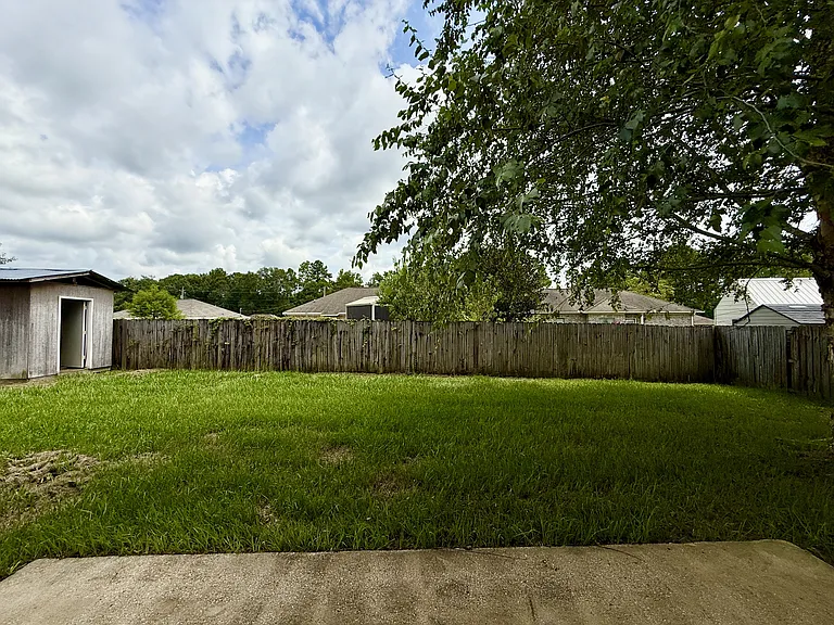 13627 Catahoula Dr S — Photo 25