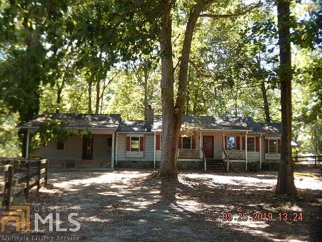 58 Lisa Ln photo 1