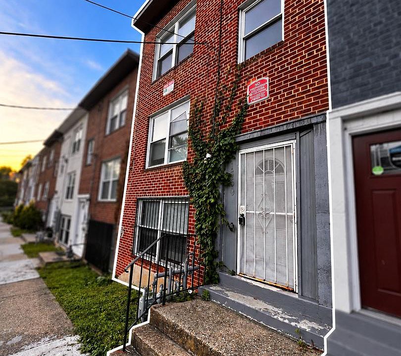 1st image of 1359 Morris Rd SE