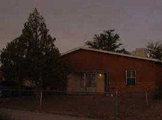913 56th St NW, Albuquerque, NM 87105