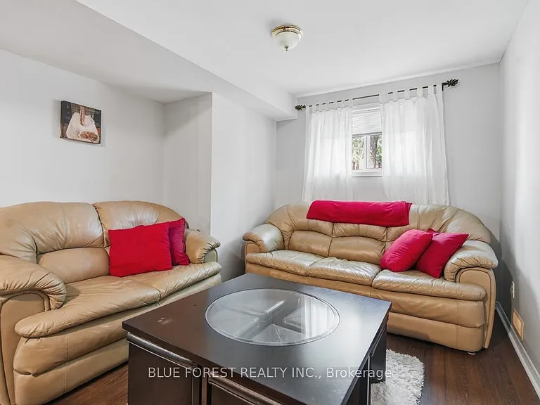 1406 Aspenridge Cres — Photo 32