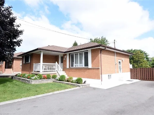 98 Kennedy Ave, Hamilton, ON L9B 1C7
