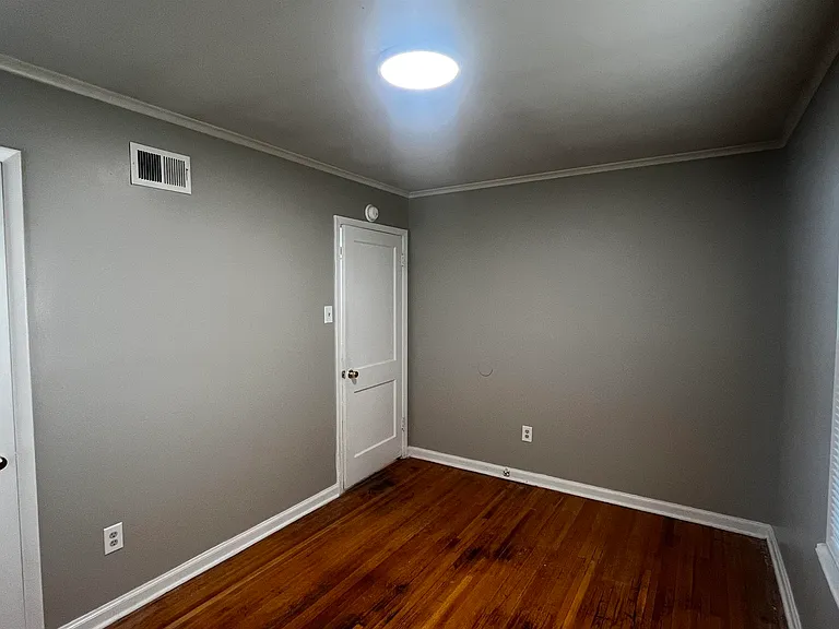 4667 Violet Ave — Photo 13