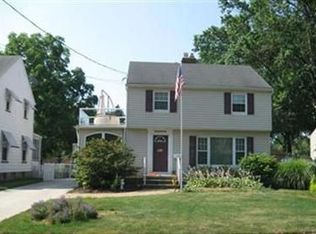 20049 Carolyn Ave, Fairview Park, OH 44126