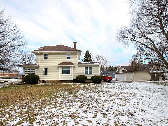 2nd image of 527 Stetler Ave