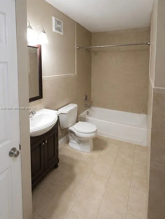 St Andrews Condo — Photo 4