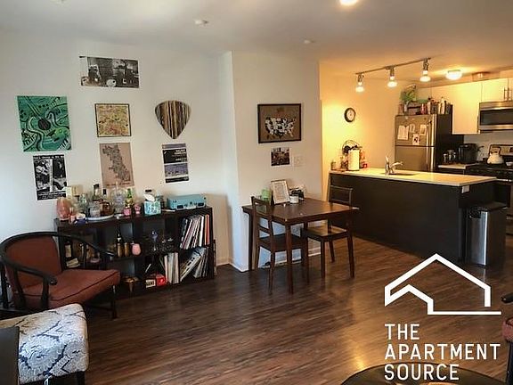 4th image of 2020 S Throop St #4E