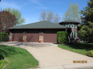 520 98th Ave NW, Coon Rapids, MN 55433