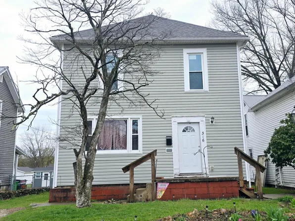 316 N 9th St, Coshocton, OH 43812