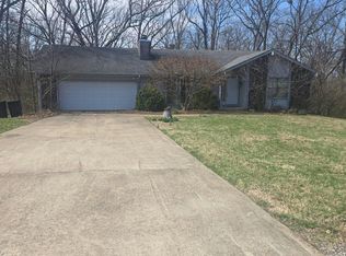 13 Hickory Hill Dr, O'Fallon, MO 63366