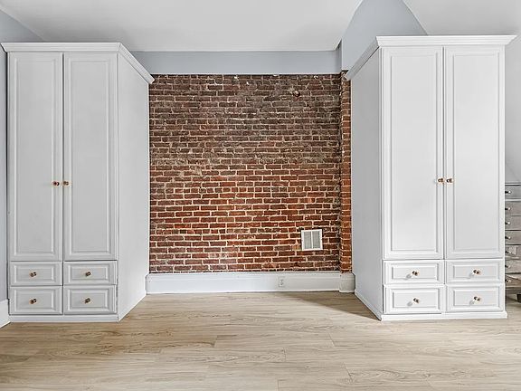 4th image of 163 W 79th St APT 5F