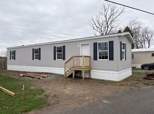 41 Sky View Dr, Oakdale, PA