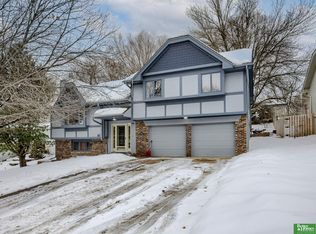 11430 Taylor St, Omaha, NE 68164