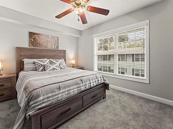 4th image of 4870 Conway Rd APT 106