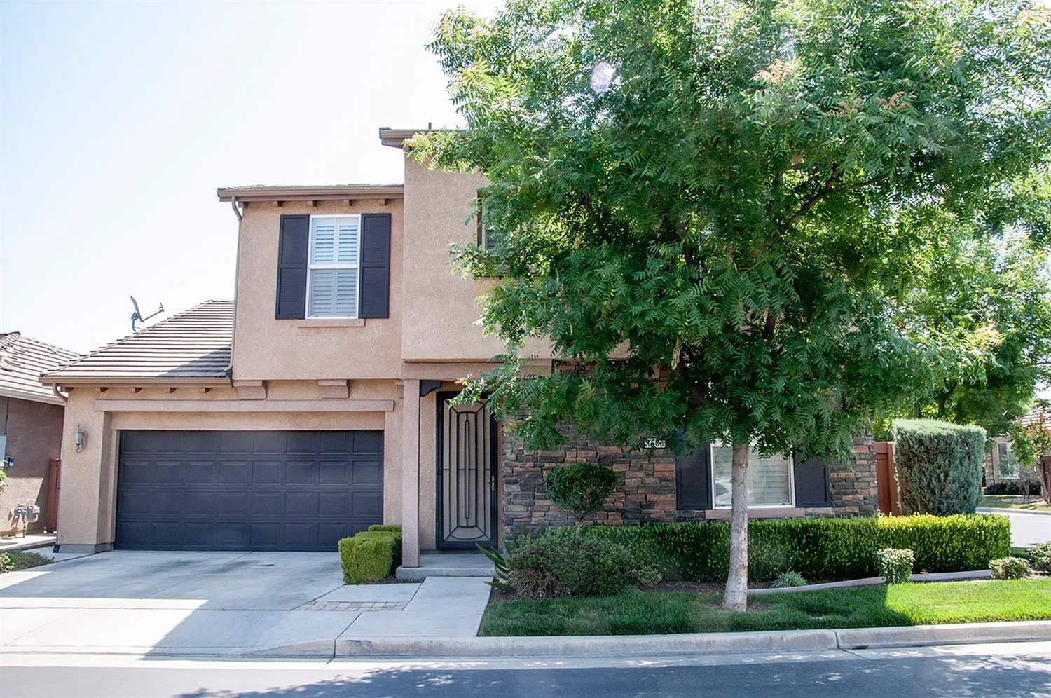 1608 N Oliveto Ct photo 1