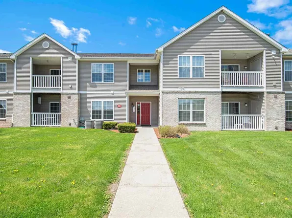 324 Ashley Ct, Brooklyn, MI 49230