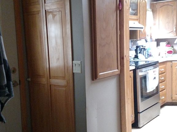 5th image of 118 N Circle Dr