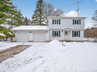 11289 E Atherton Rd, Davison, MI 48423