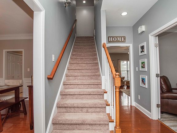 4th image of 8400 Mahogany Ln