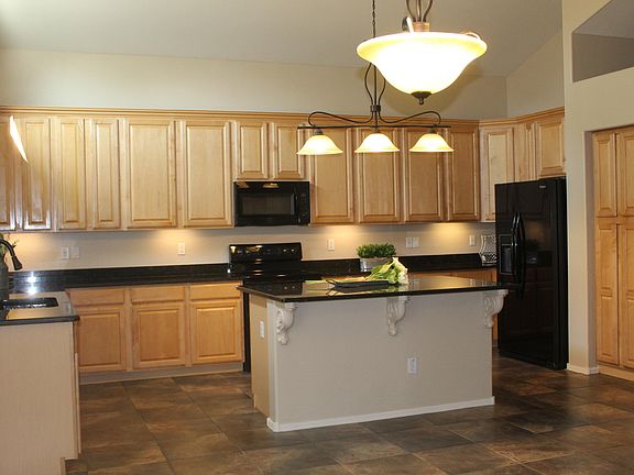 5th image of 1646 E Angelica Dr
