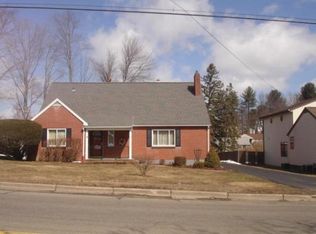 3017 Country Club Rd, Endwell, NY 13760