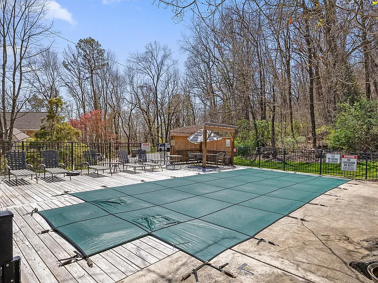565 Winterview Ln — Photo 54