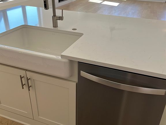 4th image of 280 Oak Haven Cir