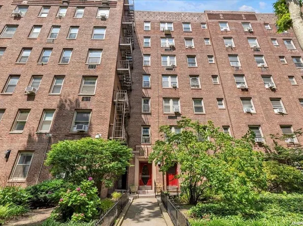 48-17 42 Street #2E, Sunnyside, NY 11104